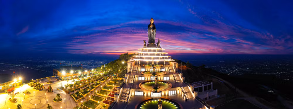 san pham du lich moi at chu bai cua nhieu diem den trong dip tet quy mao hinh 2