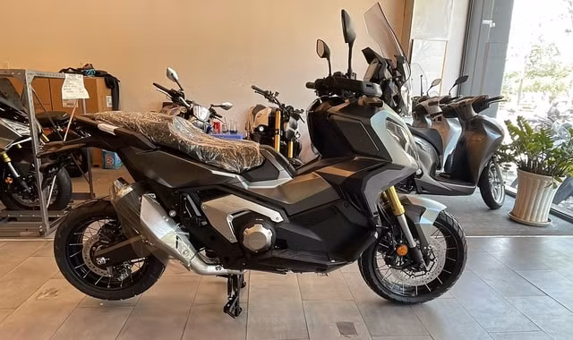 xe tay ga dia hinh honda x adv 750 2023 gia nhap thi truong viet nam hinh 2