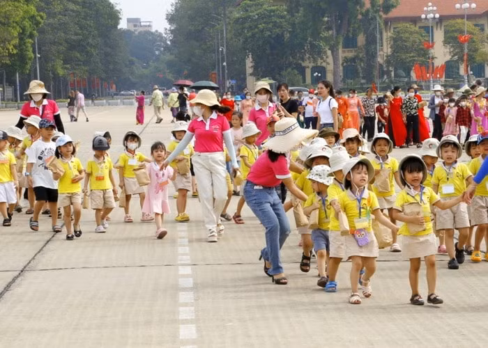 tam ngung to chuc le vieng chu tich ho chi minh tu ngay 12 6 den het ngay 14 8 hinh 4