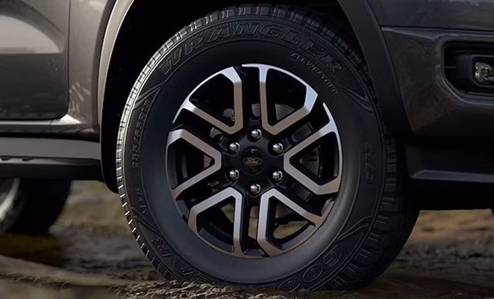 ford ranger sport co mat tai viet nam gia tu 864 trieu dong hinh 2