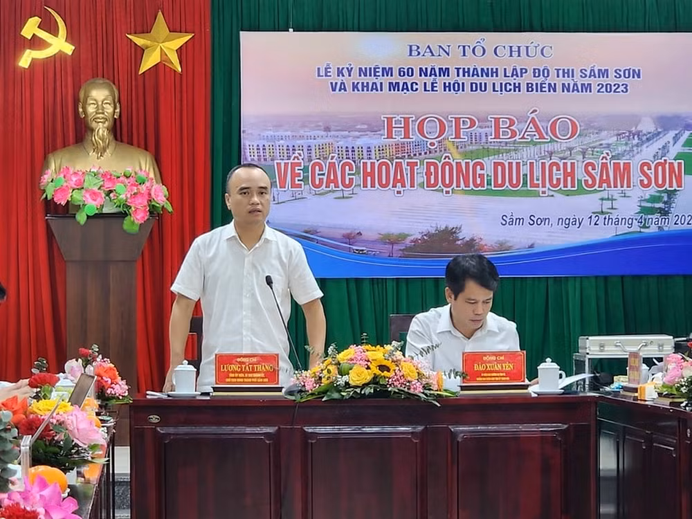 ban suat bun 35 nghin chi co 2 mieng cha nha hang o sam son bi nhac nho hinh 3