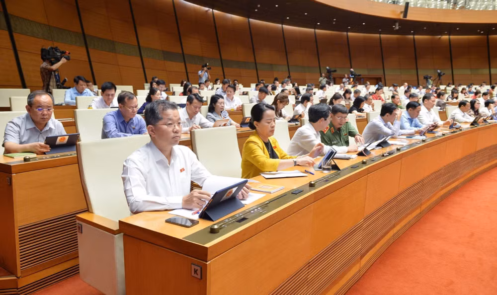 chu trong giam sat viec thuc hien loi hua cua cac bo truong truong nganh va cua thu tuong chinh phu hinh 2