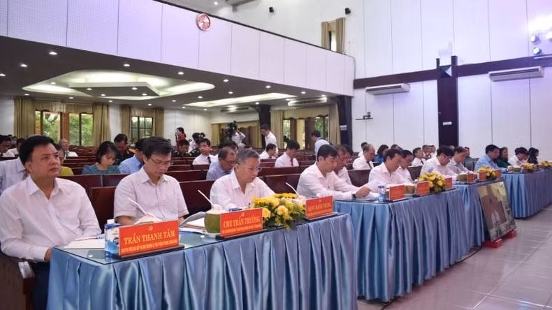 ben tre tiep tuc lam tot lam chat che hon nua cong tac can bo nhat la cho nhiem ky toi hinh 1