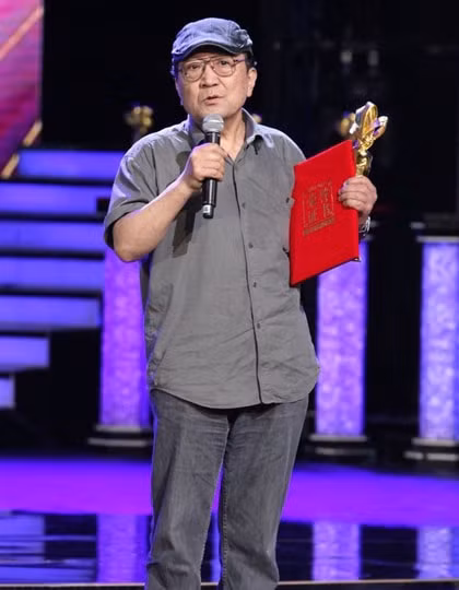 thu vui o tuoi 77 cua te tuong luu gu ly bao dien hinh 2