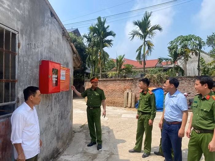 ha noi kiem tra viec thuc hien mo hinh phong trao toan dan tham gia phong chay chua chay hinh 1