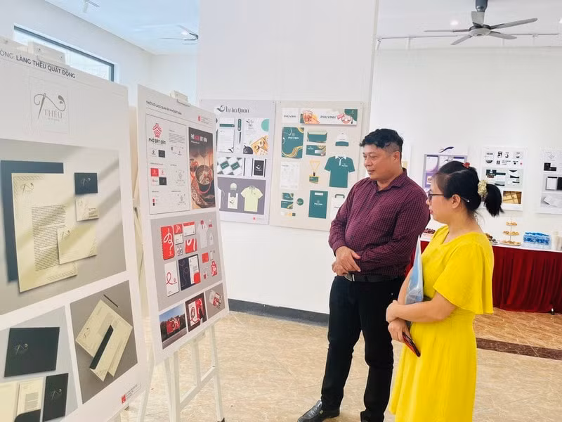 trien lam 100 de xuat nhan dien thuong hieu ha noi hinh 1