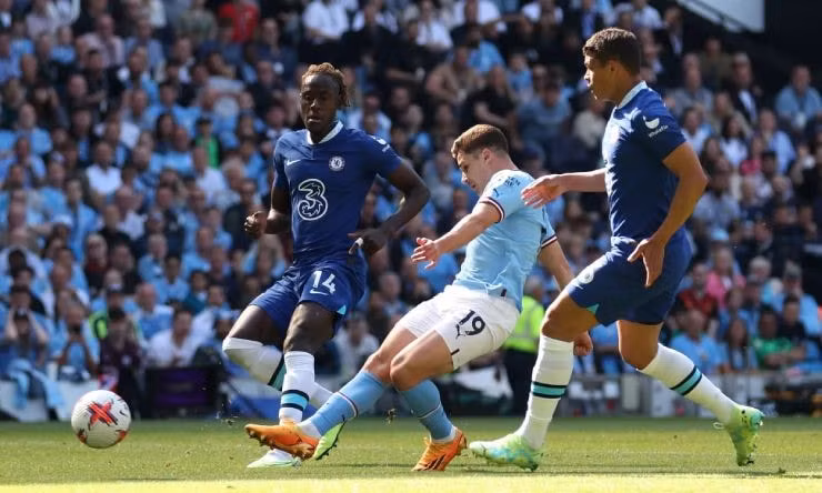 man city danh bai chelsea 1 0 trong ngay dang quang chuc vo dich ngoai hang anh hinh 2