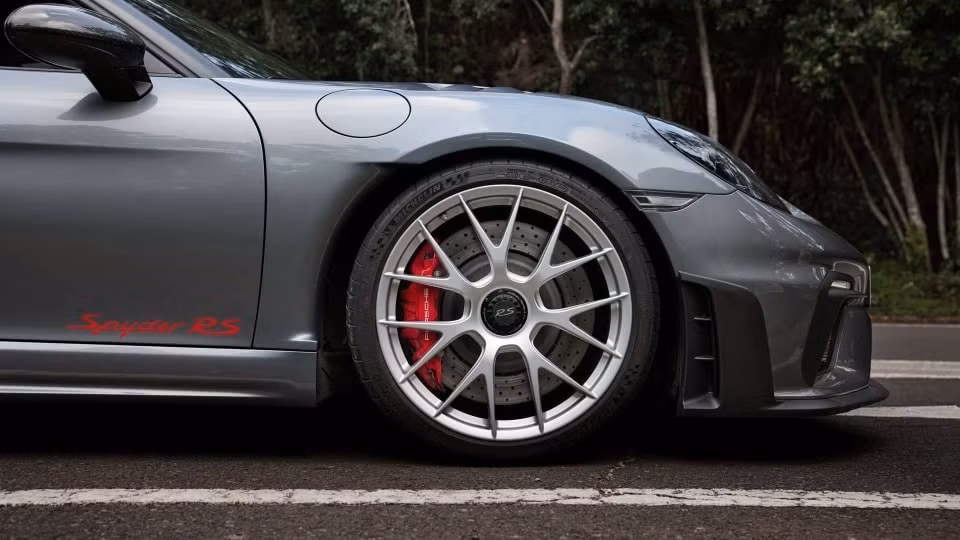 porsche 718 spyder rs mau 718 cuoi cung ket thuc ky nguyen may xang hinh 4