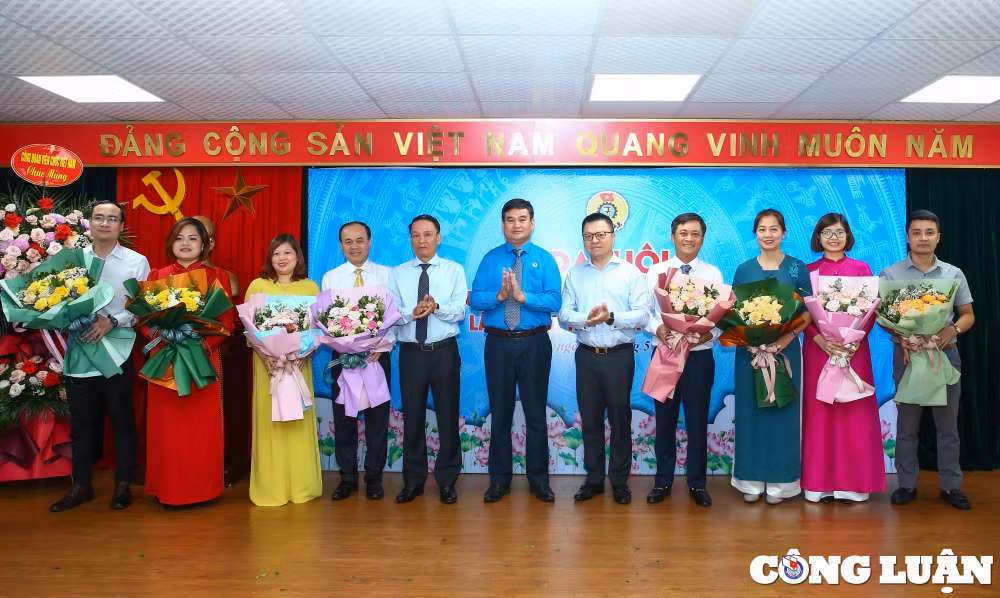 ong le tran nguyen huy duoc bau lam chu tich cong doan co quan trung uong hoi nha bao viet nam nhiem ky 2023 2028 hinh 8
