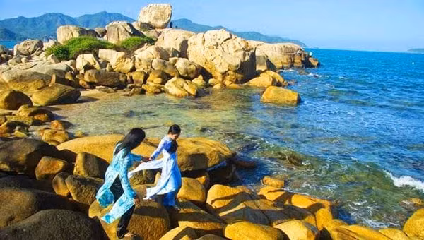 cao toc duong bo bac nam la cu hich cho du lich khanh hoa hinh 3