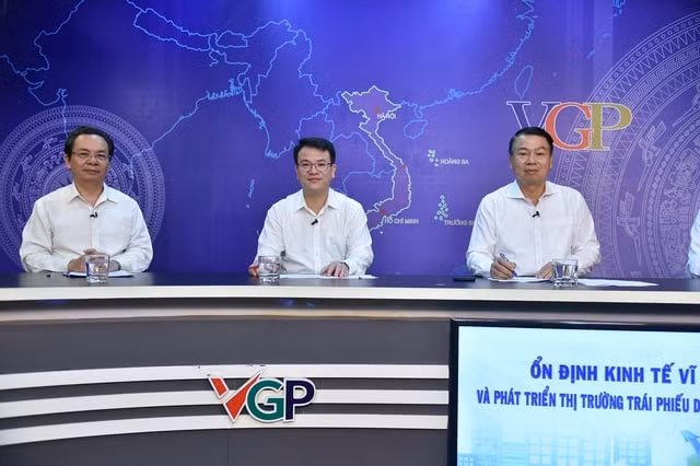 toa dam on dinh kinh te vi mo va phat trien thi truong trai phieu doanh nghiep hinh 8