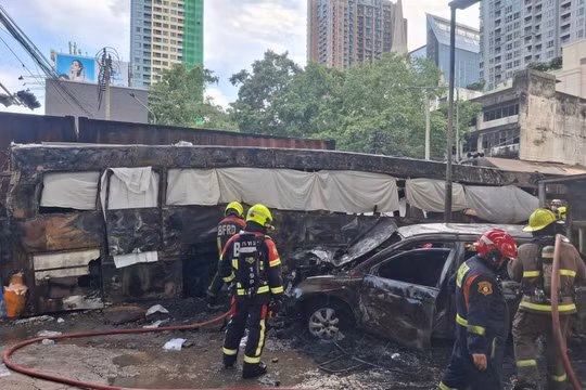 Tài xế tàu hỏa bị truy tố sau vụ tai nạn thảm khốc ở Bangkok