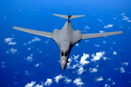Mỹ rút toàn bộ máy bay ném bom B-1B Lancer khỏi căn cứ ở Anh do lo ngại an ninh