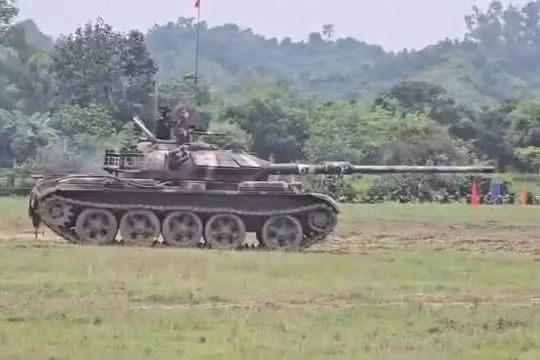 Xe tăng phát nổ khi đang diễn tập, hai quân nhân Bangladesh thiệt mạng