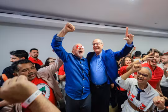 Ông Lula tái đắc cử Tổng thống Brazil sau chiến thắng ngược dòng ở vòng hai