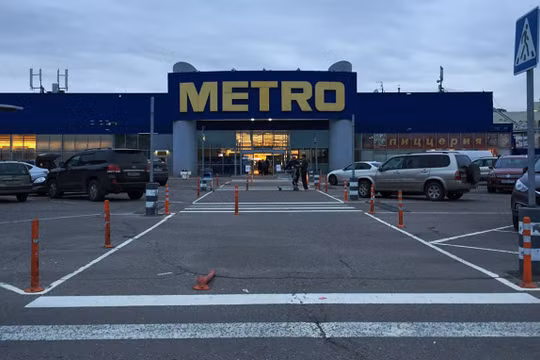 Sau Nestlé và Auchan, Nga tiếp tục tước quyền kiểm soát chuỗi siêu thị Metro