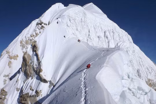 Lở tuyết ở Nepal: Ít nhất hai người thiệt mạng, 14 người mất tích