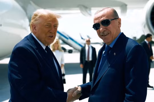 Ông Trump tuyên bố dỡ bỏ trừng phạt Thổ Nhĩ Kỳ, để ngỏ khả năng bán tiêm kích F-35
