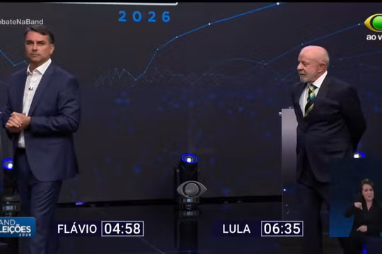 Hai ông Lula và Flávio Bolsonaro dốc sức vận động trước giờ bầu cử vòng hai Brazil