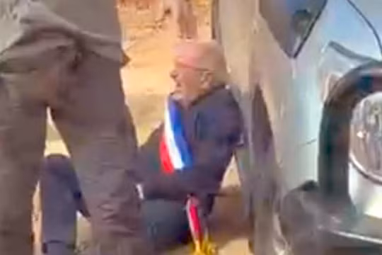 Đoàn ngoại giao EU và Thị trưởng Pháp bị người định cư Israel tấn công ở Bờ Tây