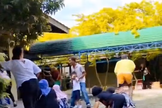 Động đất mạnh 7,8 độ richter ngoài khơi Philippines, cảnh báo sóng thần