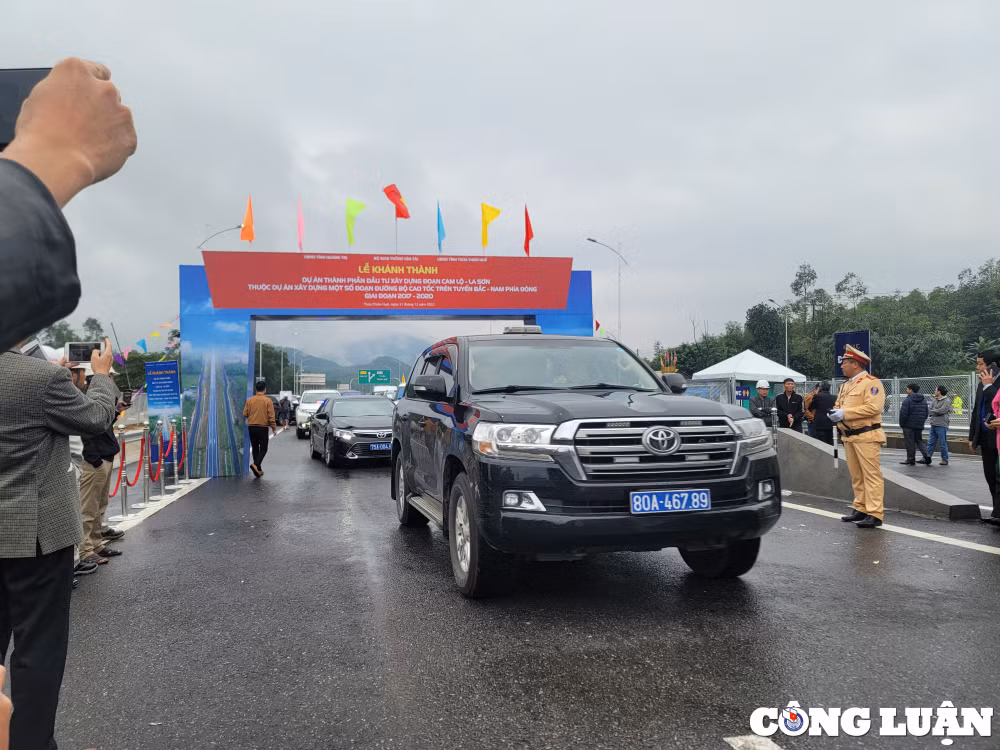 tuyen cao toc cam lo la son chinh thuc thong xe hinh 3