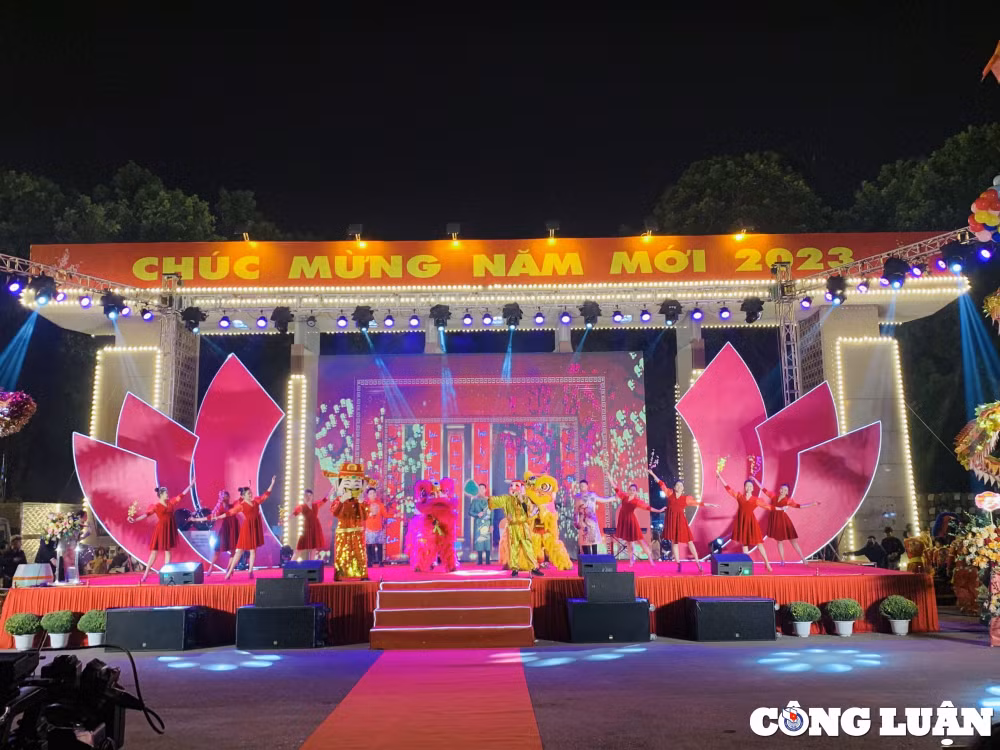 ha noi khai truong khong gian pho di bo tran nhan tong va phu can hinh 10