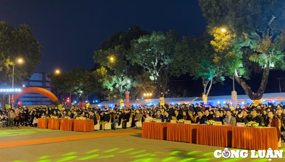 ha noi khai truong khong gian pho di bo tran nhan tong va phu can hinh 4