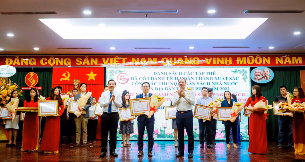 nam a bank dong gop tich cuc vao ngan sach nha nuoc dong hanh cung dia phuong phat trien kinh te hinh 1
