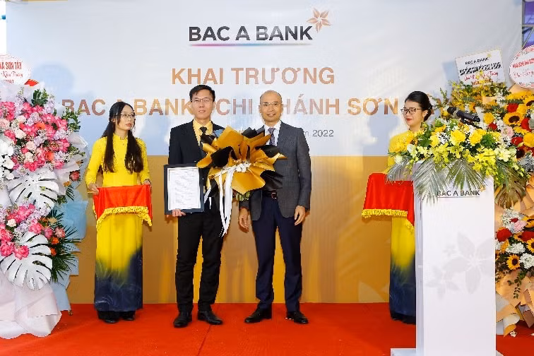 bac a bank mo rong mang luoi tai cua ngo phia tay thu do ha noi hinh 3