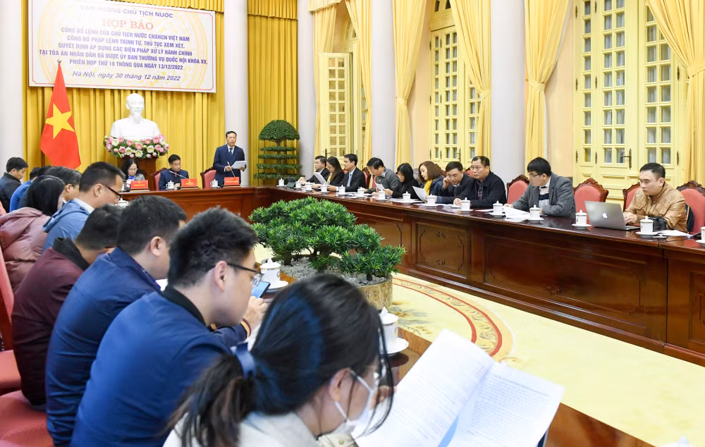 bao dam quyen cua nguoi bi de nghi ap dung bien phap xu ly hanh chinh hinh 2