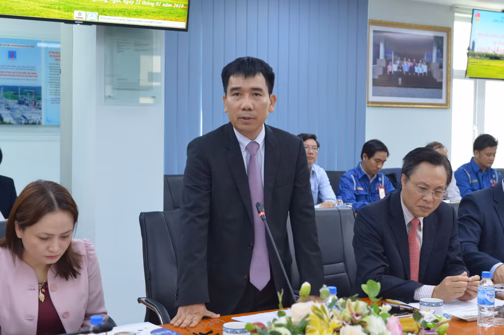 Chủ tịch HĐQT BSR Lê Xuân Huyên báo cáo tình hình sản xuất kinh doanh 2018, kế hoạch 2019 và các kiến nghị, đề xuất với Ban Kinh tế Trung ương