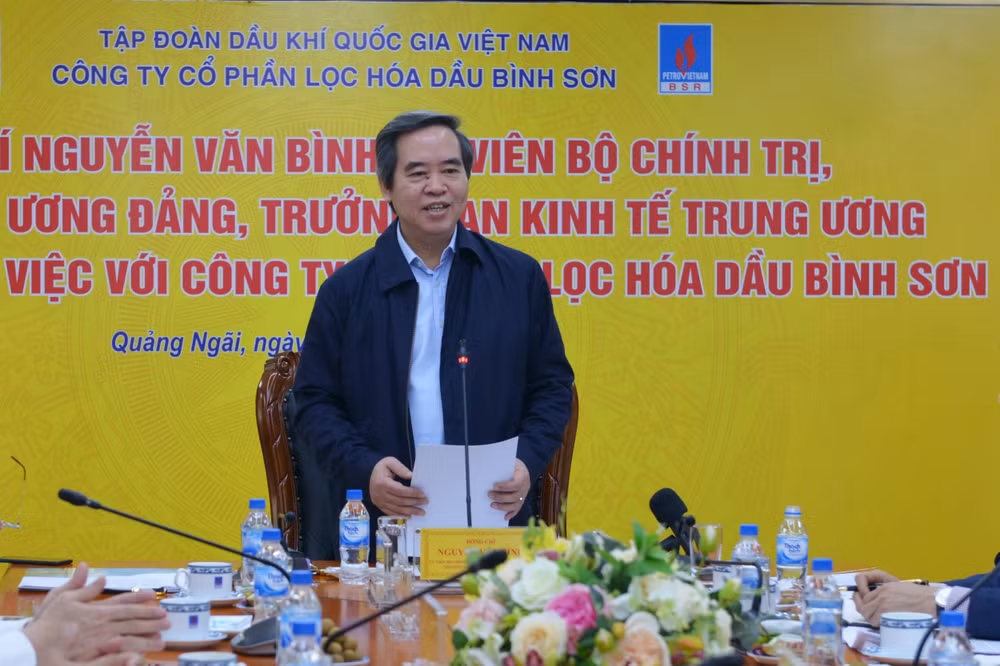 Trưởng Ban Kinh tế Trung ương Nguyễn Văn Bình phát biểu chỉ đạo tại buổi làm việc