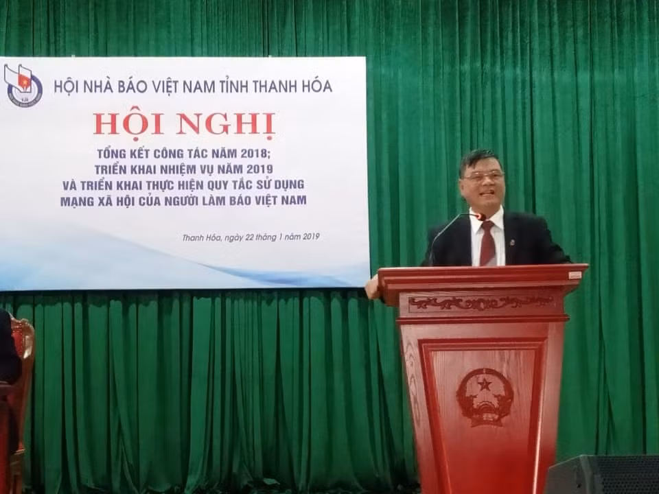 Đồng chí Phan Hữu Minh phổ biến Quy tắc sử dụng mạng xã hội của người làm báo Việt Nam
