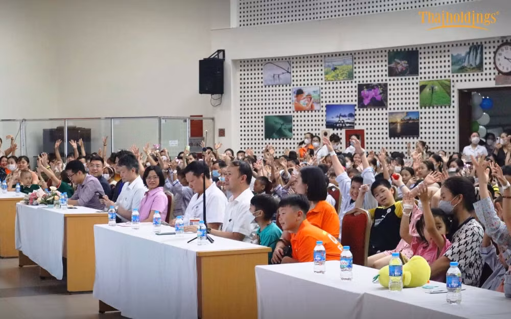 thaiholdings dong hanh cung cac benh nhi co hoan canh kho khan hinh 2