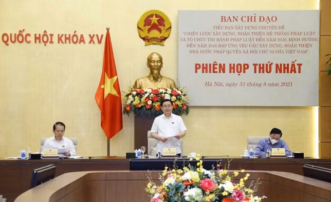 chu tich quoc hoi lam ro khai niem dac thu nuoc dang phat trien de xay dung chien luoc cho phu hop hinh 1