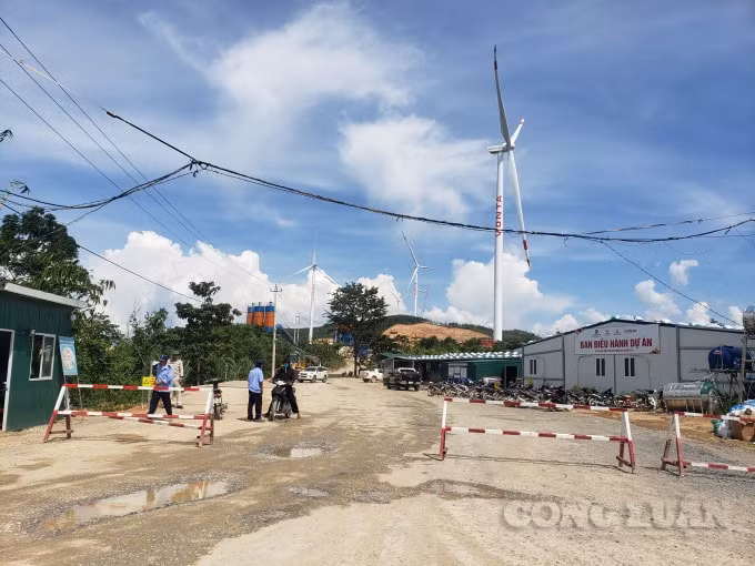 thuc hien du an nha may dien gio ammaccao lay dat cua dan nhung khong den bu hinh 1
