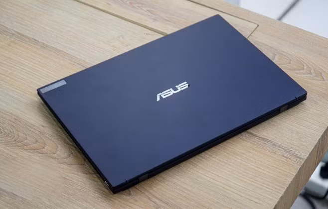 trinh lang asus expertbook b9 oled hinh 5