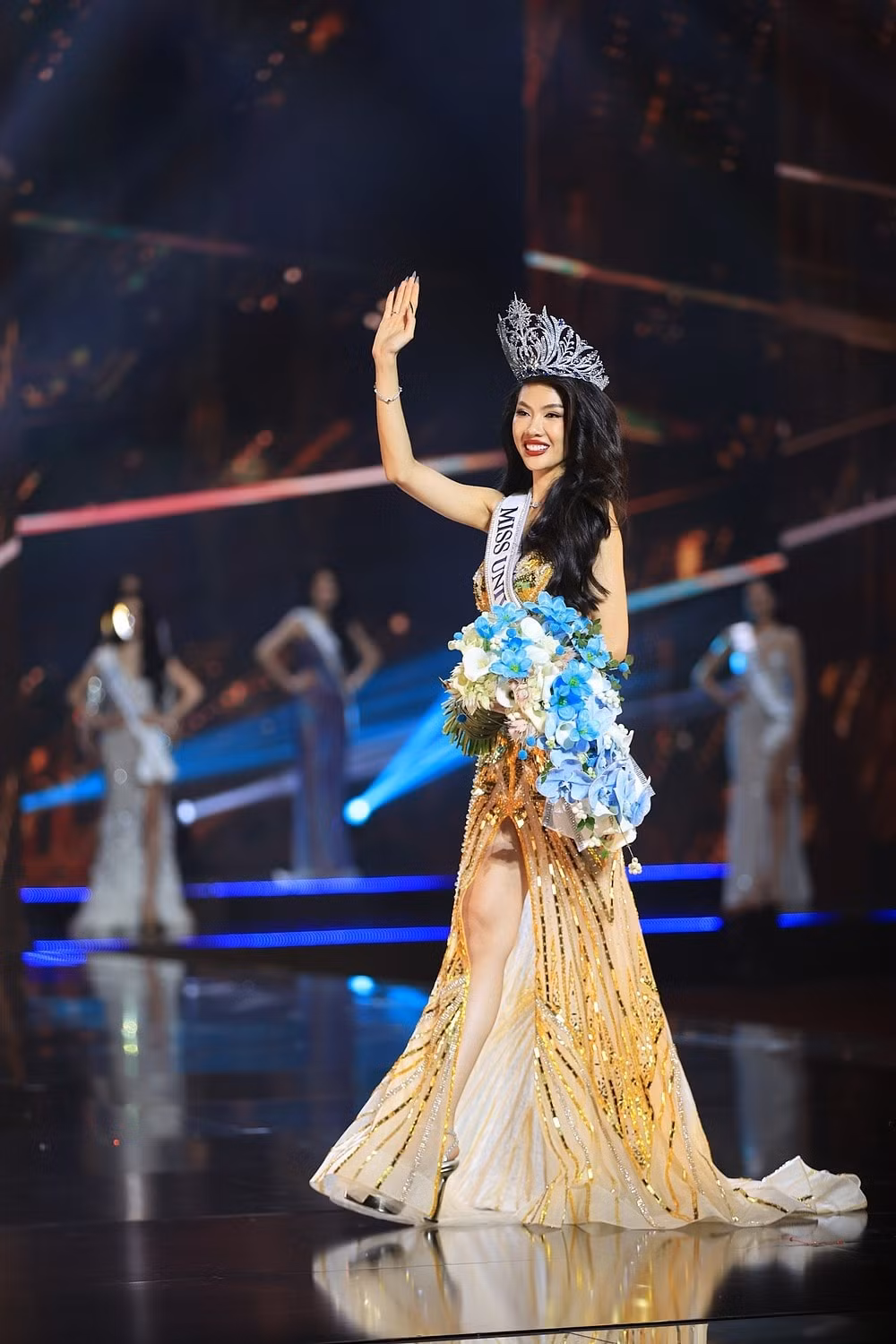 bui quynh hoa len ngoi miss universe vietnam 2023 hinh 4