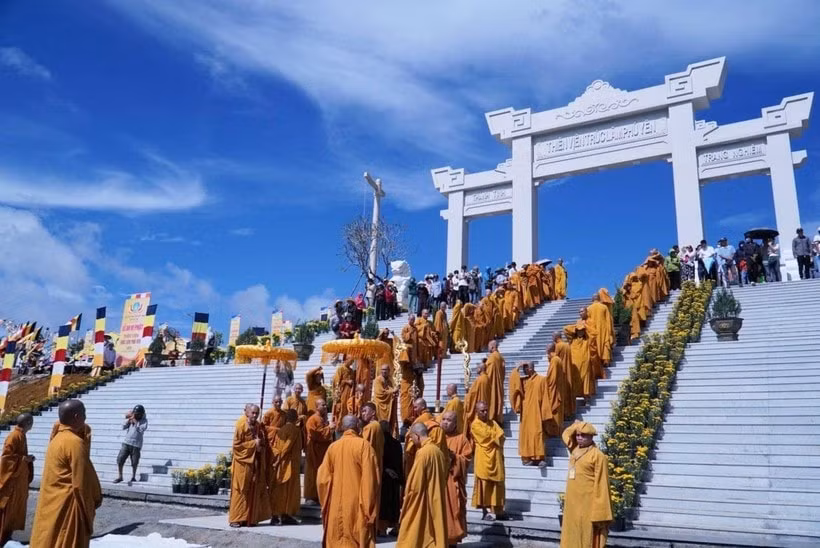 thien vien truc lam phu yen khanh thanh giai doan 1 hinh 2