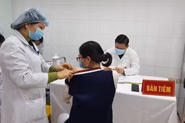 Hà Nội chấn chỉnh việc ban hành văn bản không thống nhất về việc tiêm vắc xin phòng COVID-19