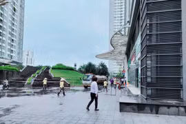 Hà Nội: Rơi từ tầng 18, nữ giúp việc tử vong