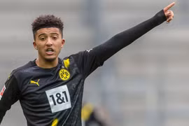 Man Utd phải phá kỷ lục chuyển nhượng cho Sancho