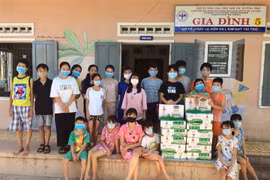 Quỹ sữa Vươn cao Việt Nam kịp thời đến với trẻ em Điện Biên trong mùa dịch