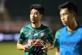 Tiền vệ Việt kiều Lee Nguyễn thua trận cùng CLB TP. HCM