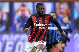 Trung vệ Fikayo Tomori được khen ngợi tuyệt đối ở AC Milan