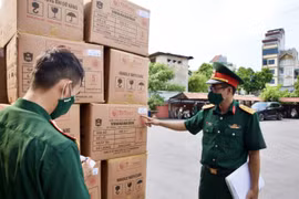 T&T Group bàn giao 8,5 triệu bộ bơm kim tiêm phục vụ chiến dịch tiêm chủng quốc gia phòng COVID-19
