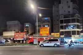 TP HCM: Hỏa hoạn tại phòng giao dịch Sacombank Bà Chiểu