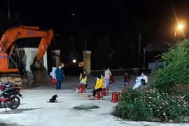 Lâm Đồng: Phát hiện 14 nữ công nhân tụ tập ăn uống, hát karaoke giữa mùa dịch