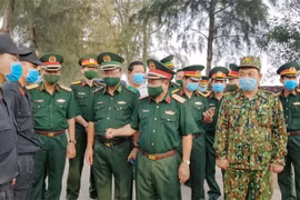 Đoàn công tác của Bộ Quốc phòng kiểm tra công tác phòng chống dịch COVID-19 tại Kiên Giang